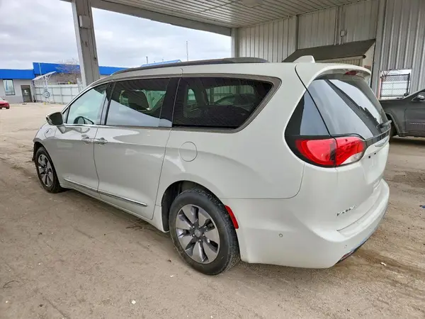 2C4RC1N70HR710933 2017 CHRYSLER PACIFICA - Image 2