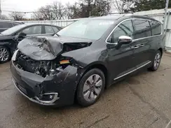 2C4RC1N70HR772171 2017 CHRYSLER PACIFICA