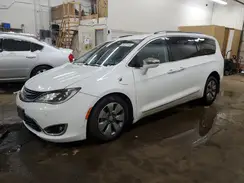 2C4RC1N70JR118812 2018 CHRYSLER PACIFICA