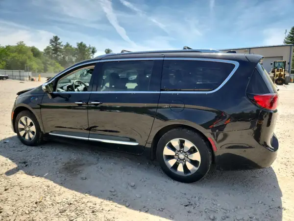 2C4RC1N70JR144830 2018 CHRYSLER PACIFICA - Image 2