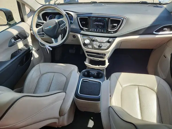 2C4RC1N70JR144830 2018 CHRYSLER PACIFICA - Image 8
