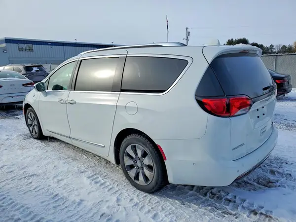 2C4RC1N70JR145010 2018 CHRYSLER PACIFICA - Image 2