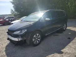 2C4RC1N70JR168383 2018 CHRYSLER PACIFICA