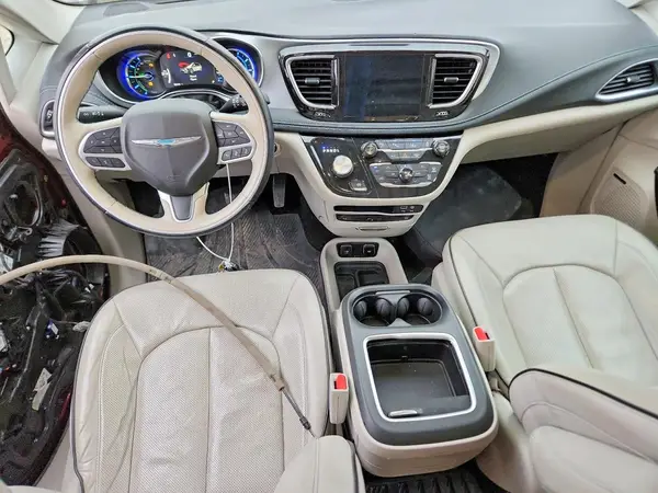 2C4RC1N70JR172644 2018 CHRYSLER PACIFICA - Image 8