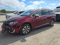2C4RC1N70JR359429 2018 CHRYSLER PACIFICA
