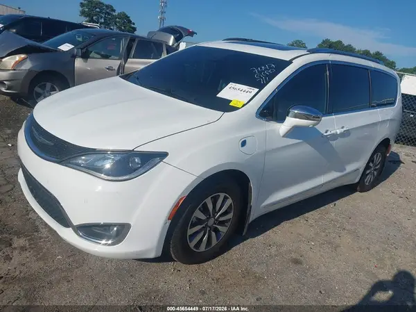2C4RC1N70LR127447 2020 CHRYSLER PACIFICA - Image 2