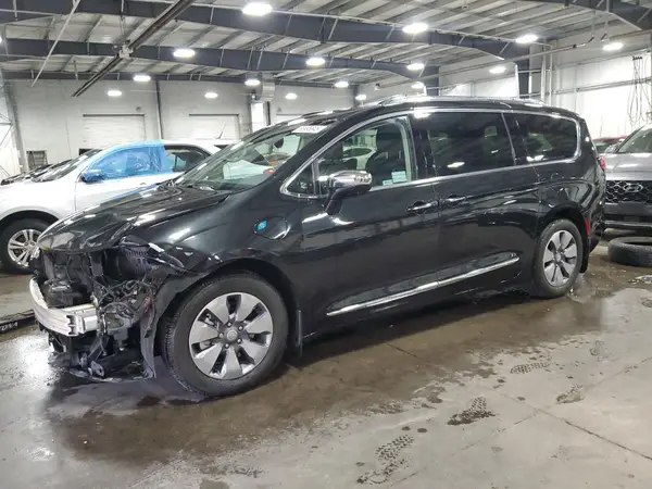 2C4RC1N71HR745657 2017 CHRYSLER PACIFICA - Image 1