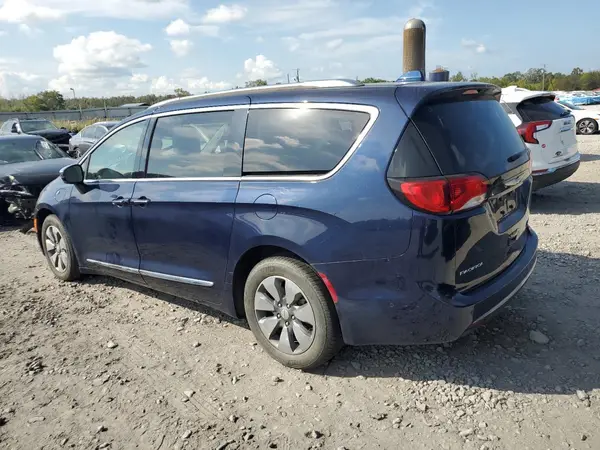 2C4RC1N71JR109620 2018 CHRYSLER PACIFICA - Image 2