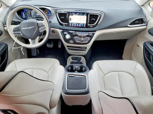2C4RC1N71JR133402 2018 CHRYSLER PACIFICA - Image 8