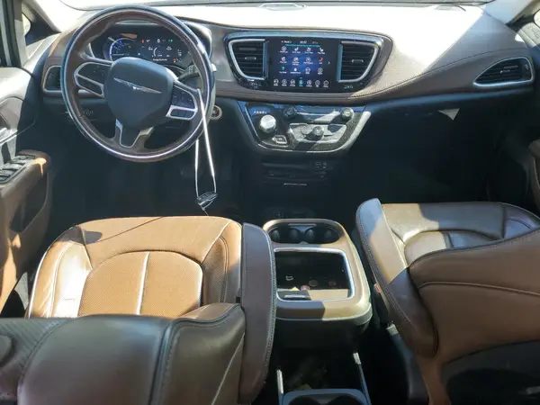 2C4RC1N71JR258321 2018 CHRYSLER PACIFICA - Image 8