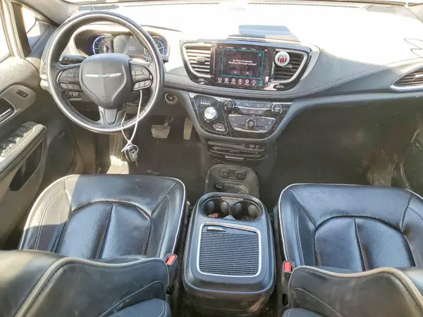 2C4RC1N71KR657747 2019 CHRYSLER PACIFICA - Image 8