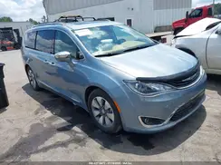 2C4RC1N72HR727698 2017 CHRYSLER PACIFICA