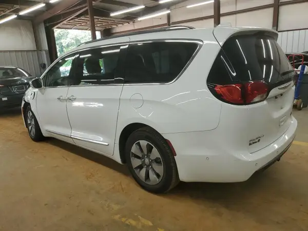 2C4RC1N72JR124708 2018 CHRYSLER PACIFICA - Image 2