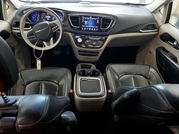2C4RC1N72JR129441 2018 CHRYSLER PACIFICA - Image 8