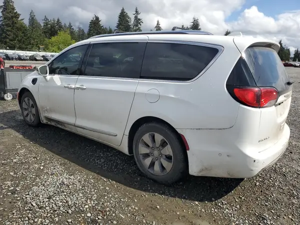 2C4RC1N72JR178333 2018 CHRYSLER PACIFICA - Image 2
