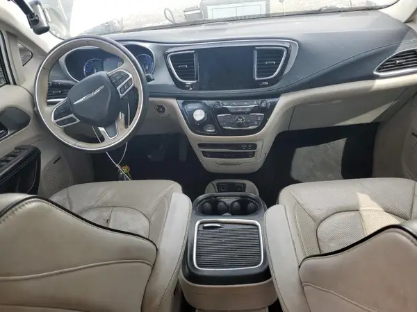 2C4RC1N72JR178333 2018 CHRYSLER PACIFICA - Image 8