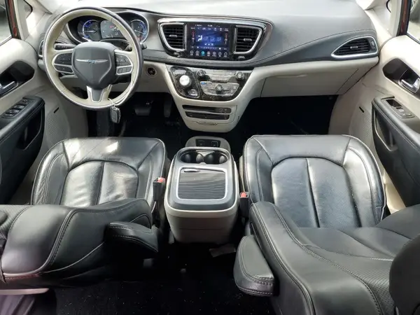 2C4RC1N72JR187601 2018 CHRYSLER PACIFICA - Image 8