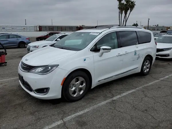 2C4RC1N72JR213212 2018 CHRYSLER PACIFICA - Image 1