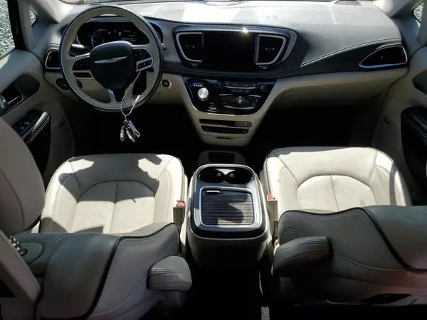 2C4RC1N72JR236537 2018 CHRYSLER PACIFICA - Image 8