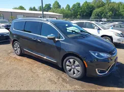 2C4RC1N72KR508845 2019 CHRYSLER PACIFICA