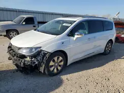 2C4RC1N72KR715686 2019 CHRYSLER PACIFICA
