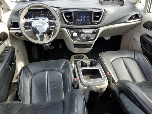 2C4RC1N72KR715686 2019 CHRYSLER PACIFICA - Image 8