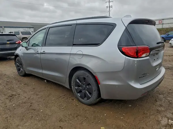2C4RC1N72LR258234 2020 CHRYSLER PACIFICA - Image 2