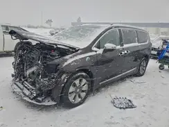 2C4RC1N73HR710960 2017 CHRYSLER PACIFICA