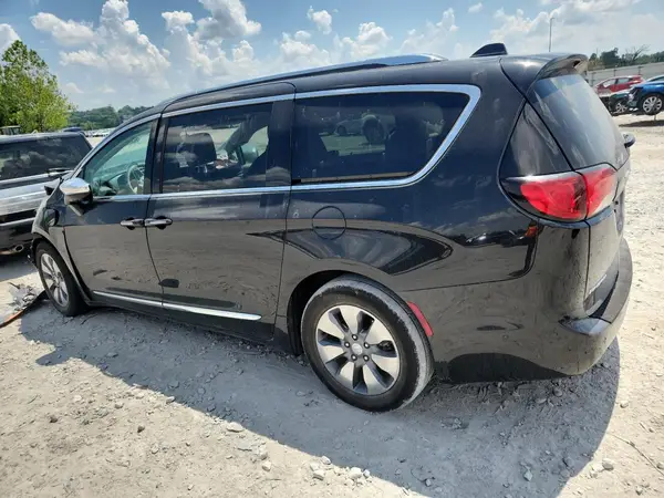 2C4RC1N73JR105374 2018 CHRYSLER PACIFICA - Image 2