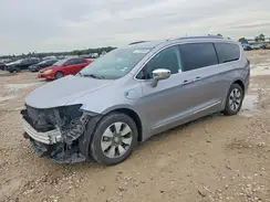 2C4RC1N73JR118755 2018 CHRYSLER PACIFICA