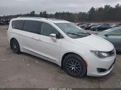 2C4RC1N73JR130713 2018 CHRYSLER PACIFICA