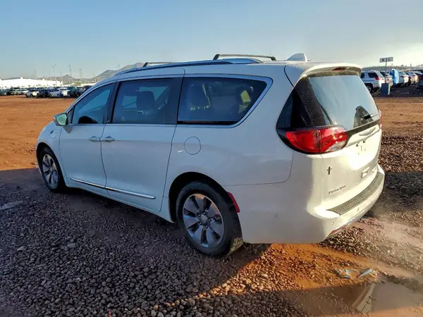 2C4RC1N73JR139699 2018 CHRYSLER PACIFICA - Image 2