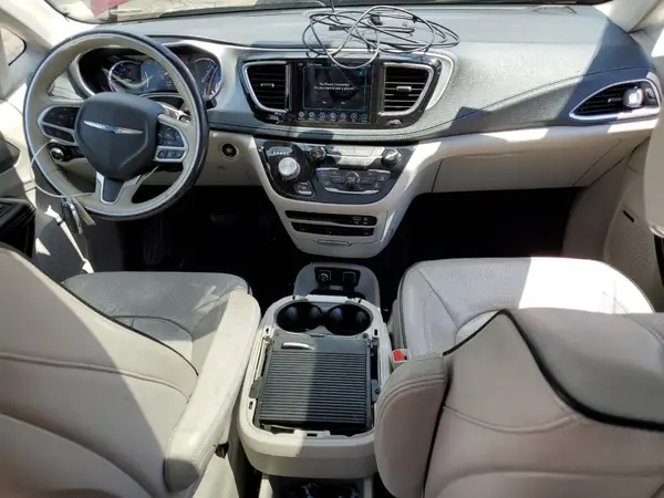 2C4RC1N73JR159225 2018 CHRYSLER PACIFICA - Image 8