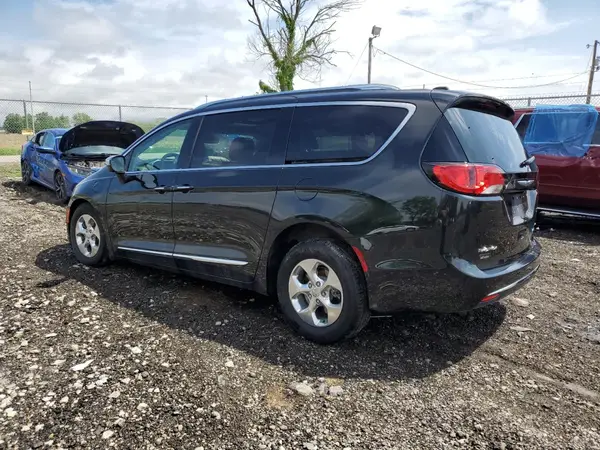 2C4RC1N73JR172668 2018 CHRYSLER PACIFICA - Image 2