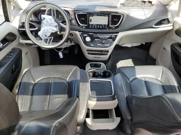 2C4RC1N73JR172668 2018 CHRYSLER PACIFICA - Image 8