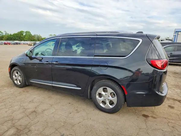 2C4RC1N73JR178485 2018 CHRYSLER PACIFICA - Image 2