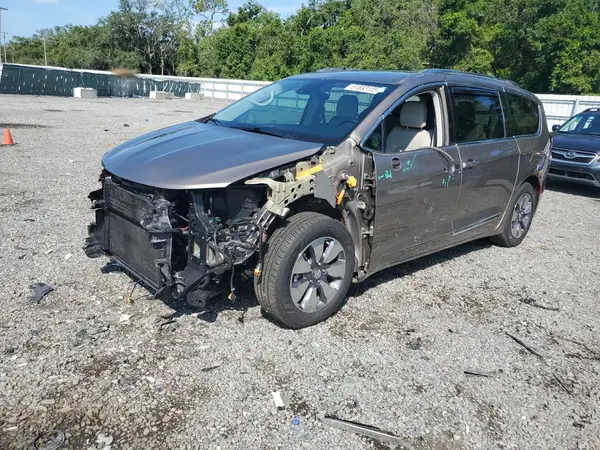 2C4RC1N73JR183492 2018 CHRYSLER PACIFICA - Image 1