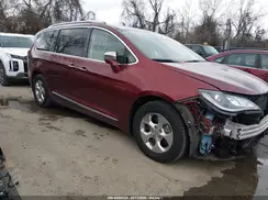 2C4RC1N73JR237647 2018 CHRYSLER PACIFICA