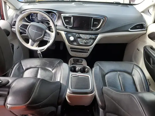 2C4RC1N73JR237731 2018 CHRYSLER PACIFICA - Image 8