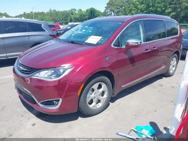2C4RC1N73JR365810 2018 CHRYSLER PACIFICA - Image 2