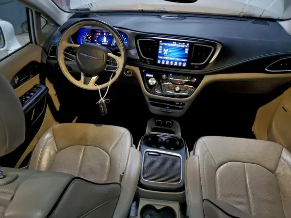 2C4RC1N73KR605567 2019 CHRYSLER PACIFICA - Image 8