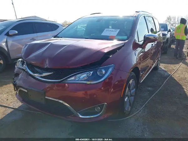 2C4RC1N73LR125479 2020 CHRYSLER PACIFICA - Image 2