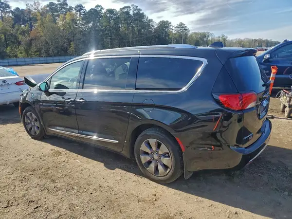 2C4RC1N73LR133422 2020 CHRYSLER PACIFICA - Image 2