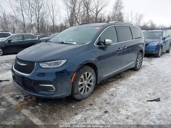 2C4RC1N73PR524074 2023 CHRYSLER PACIFICA - Image 2