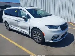 2C4RC1N73PR569855 2023 CHRYSLER PACIFICA