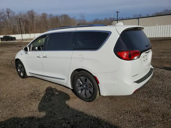 2C4RC1N74HR679704 2017 CHRYSLER PACIFICA - Image 2