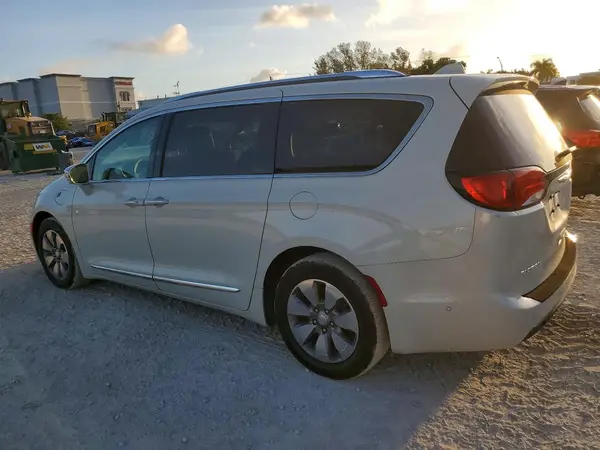 2C4RC1N74HR689505 2017 CHRYSLER PACIFICA - Image 2