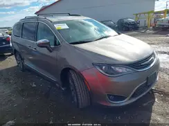 2C4RC1N74HR709249 2017 CHRYSLER PACIFICA