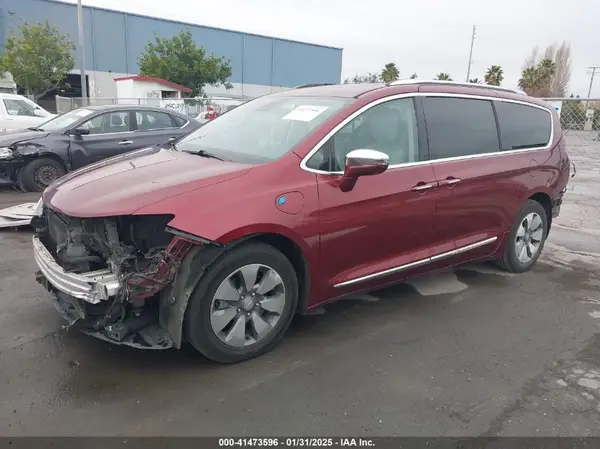 2C4RC1N74HR735401 2017 CHRYSLER PACIFICA - Image 2