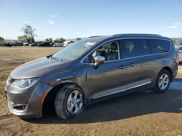 2C4RC1N74HR758256 2017 CHRYSLER PACIFICA - Image 1